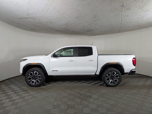 New 2026 GMC Canyon AT4 image 3