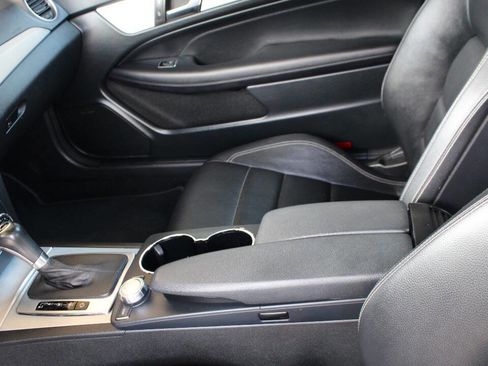 Used 2012 Mercedes-Benz C 250 Coupe image 21