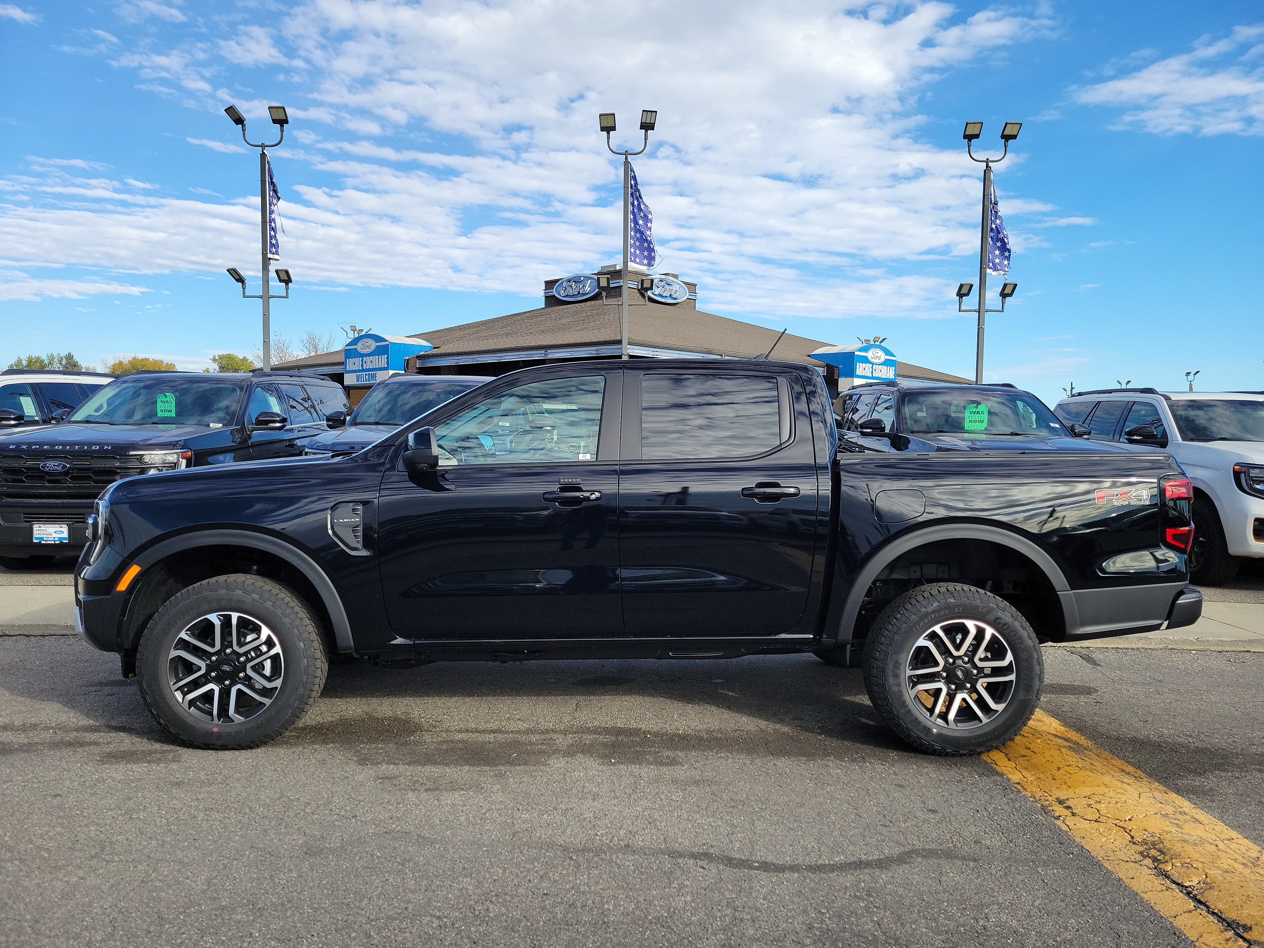 New 2026 Ford Ranger Lariat w/ FX4 Off-Road Package AWD/4WD image 2