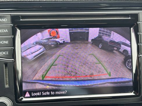 Used 2016 Volkswagen Jetta SEL image 27