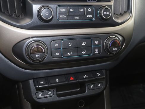 Used 2018 Chevrolet Colorado Z71 image 26