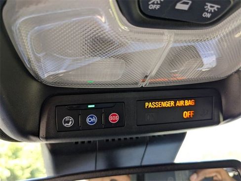 Used 2024 Chevrolet Colorado LT w/ LT Convenience Package III image 25