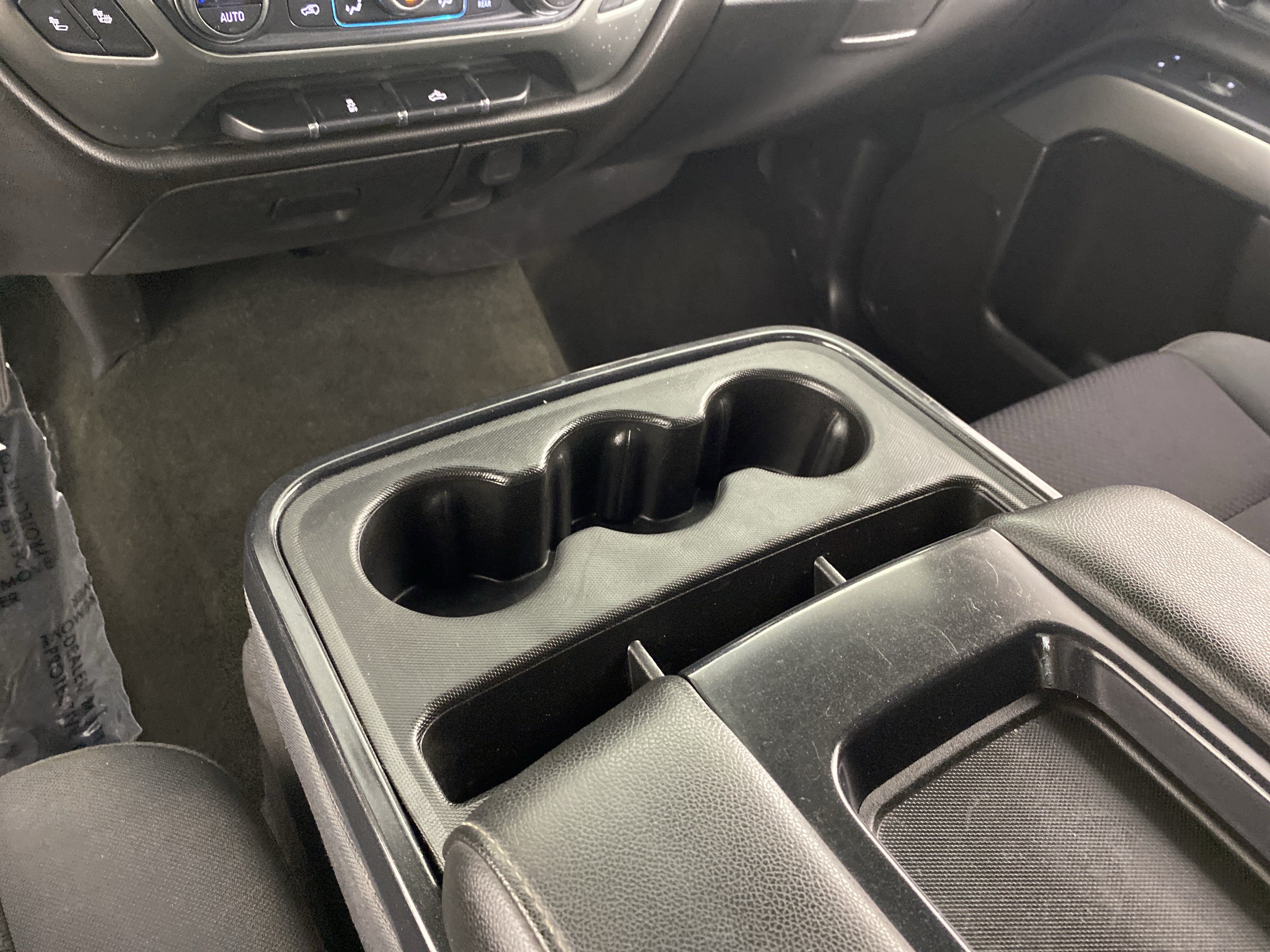 Used 2018 Chevrolet Silverado 1500 LT w/ All Star Edition AWD/4WD image 28