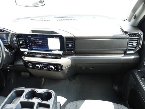 Used 2023 Chevrolet Silverado 1500 LT AWD/4WD image 39