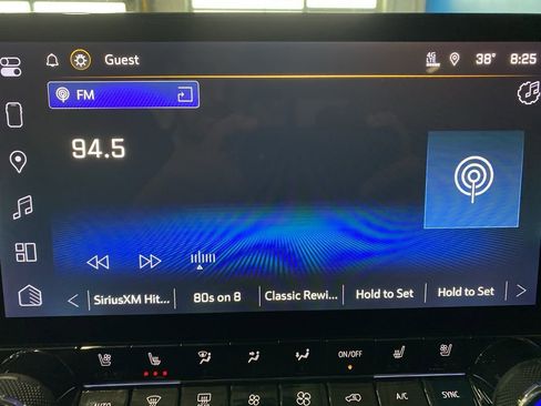 New 2026 Chevrolet Colorado Z71 w/ Technology Package image 3