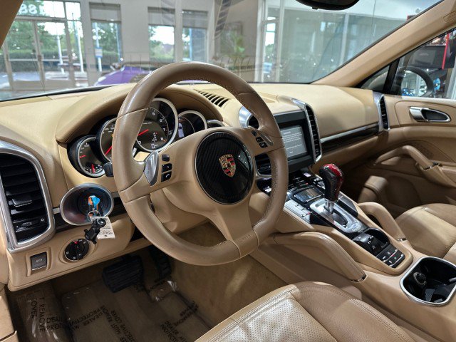 Used 2011 Porsche Cayenne AWD/4WD image 36