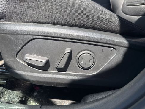 Used 2023 Hyundai Santa Cruz SEL Premium image 11