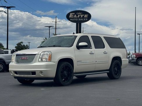 Used 2013 GMC Yukon XL Denali AWD/4WD image 1