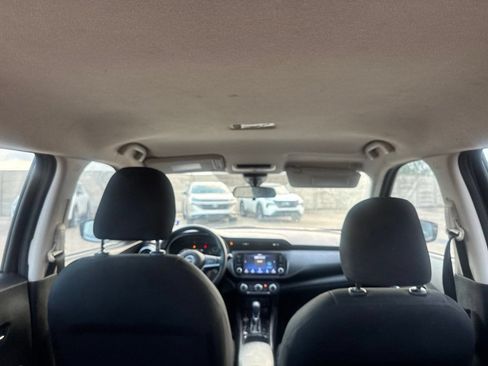 Used 2023 Nissan Kicks SV FWD image 31