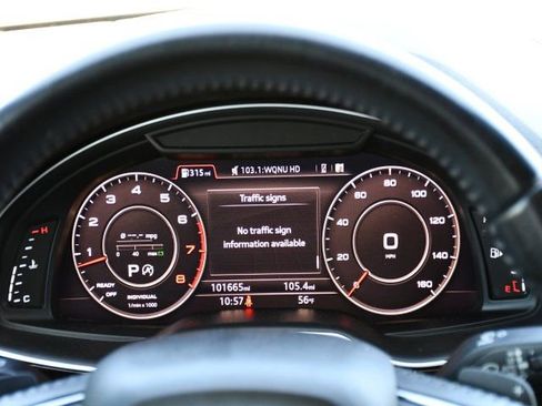 Used 2017 Audi Q7 3.0T Premium Plus w/ Premium Plus Package AWD/4WD image 24