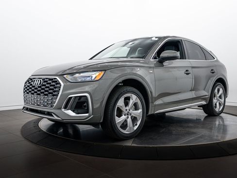 Used 2023 Audi Q5 2.0T Premium Plus w/ Premium Plus Package AWD/4WD image 7