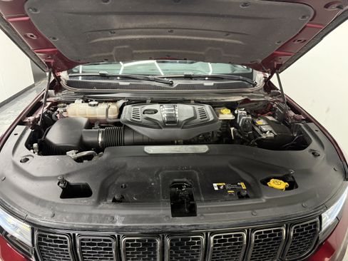 Used 2024 Jeep Wagoneer Series II image 35