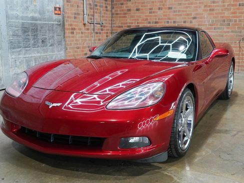 Used 2008 Chevrolet Corvette Coupe w/ Preferred Equipment Group RWD image 6