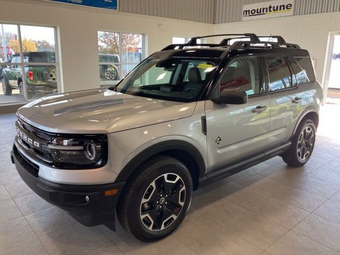 Used 2023 Ford Bronco Sport Outer Banks w/ Tech Package image 1