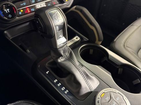 New 2025 Ford Bronco Badlands image 24