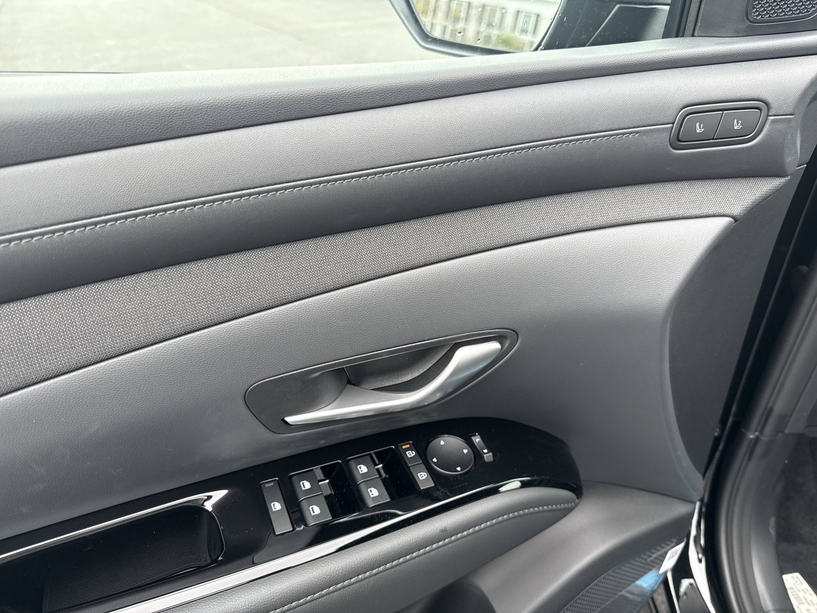 New 2026 Hyundai Tucson Limited AWD/4WD image 15