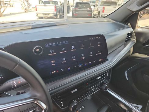 Used 2025 Chevrolet Tahoe LT image 16