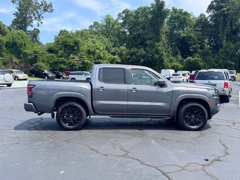 Used 2023 Nissan Frontier SV AWD/4WD image 4