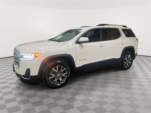 Used 2023 GMC Acadia SLT w/ Preferred Package image 6