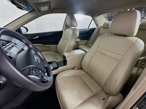 Used 2012 Toyota Camry LE image 13