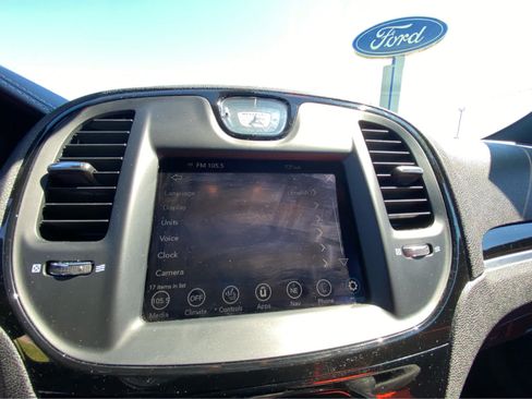 Used 2023 Chrysler 300 S RWD image 35