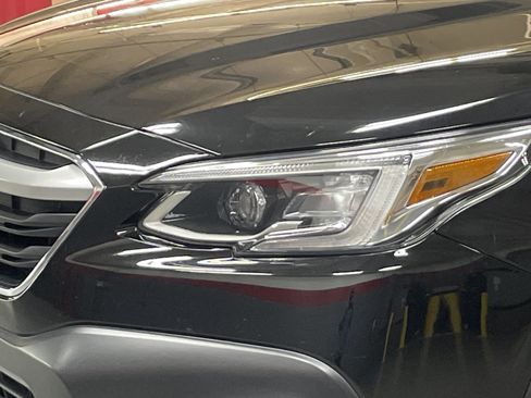 Used 2021 Subaru Outback Touring w/ Popular Package #2 AWD/4WD image 6
