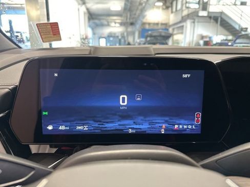 New 2025 Chevrolet Suburban LT w/ Comfort Package image 24