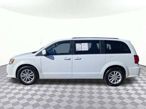 Used 2019 Dodge Grand Caravan SXT w/ Driver Convenience Group image 7