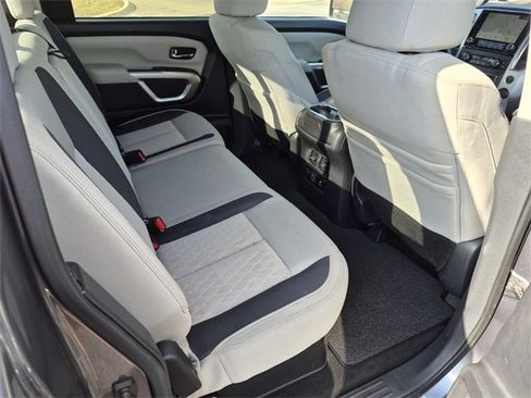Certified 2020 Nissan Titan SV w/ SV Convenience Package image 15