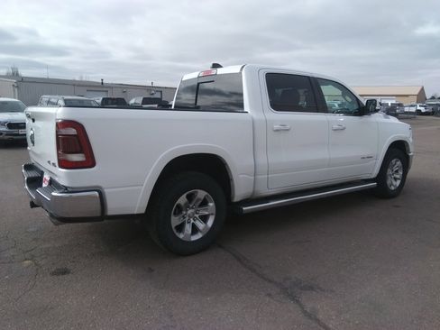 Used 2020 RAM 1500 Laramie AWD/4WD image 5