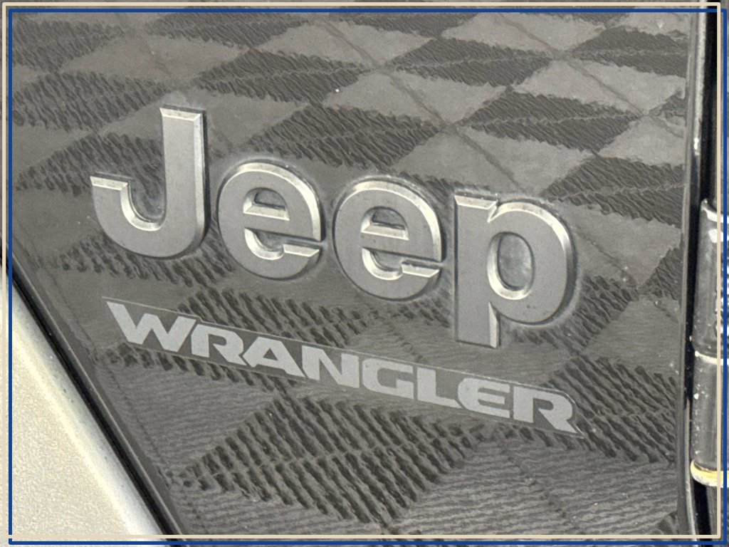 Used 2022 Jeep Wrangler Sport AWD/4WD image 16