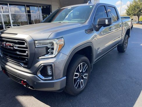 Used 2021 GMC Sierra 1500 AT4 w/ AT4 Value Package image 2