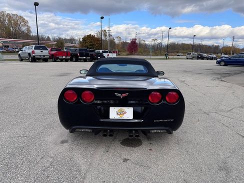 Used 2006 Chevrolet Corvette Base 2dr Convertible w/ Preferred Equipment Group image 6