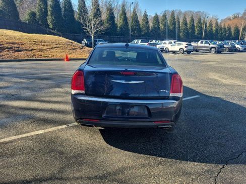 Used 2015 Chrysler 300 C Platinum w/ Light Group image 6