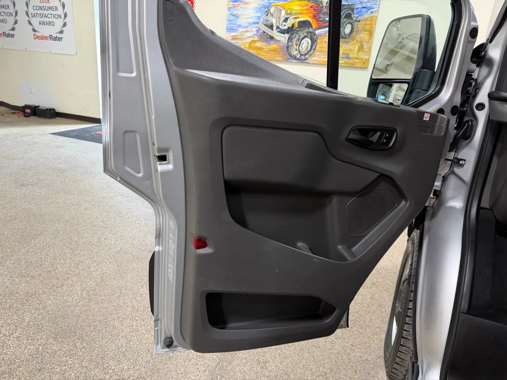 Used 2020 Ford Transit 250 Medium Roof RWD image 23