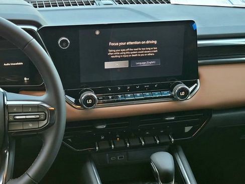 New 2026 GMC Canyon AT4 AWD/4WD image 15
