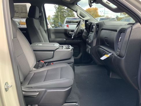New 2026 Chevrolet Silverado 1500 Custom AWD/4WD image 13