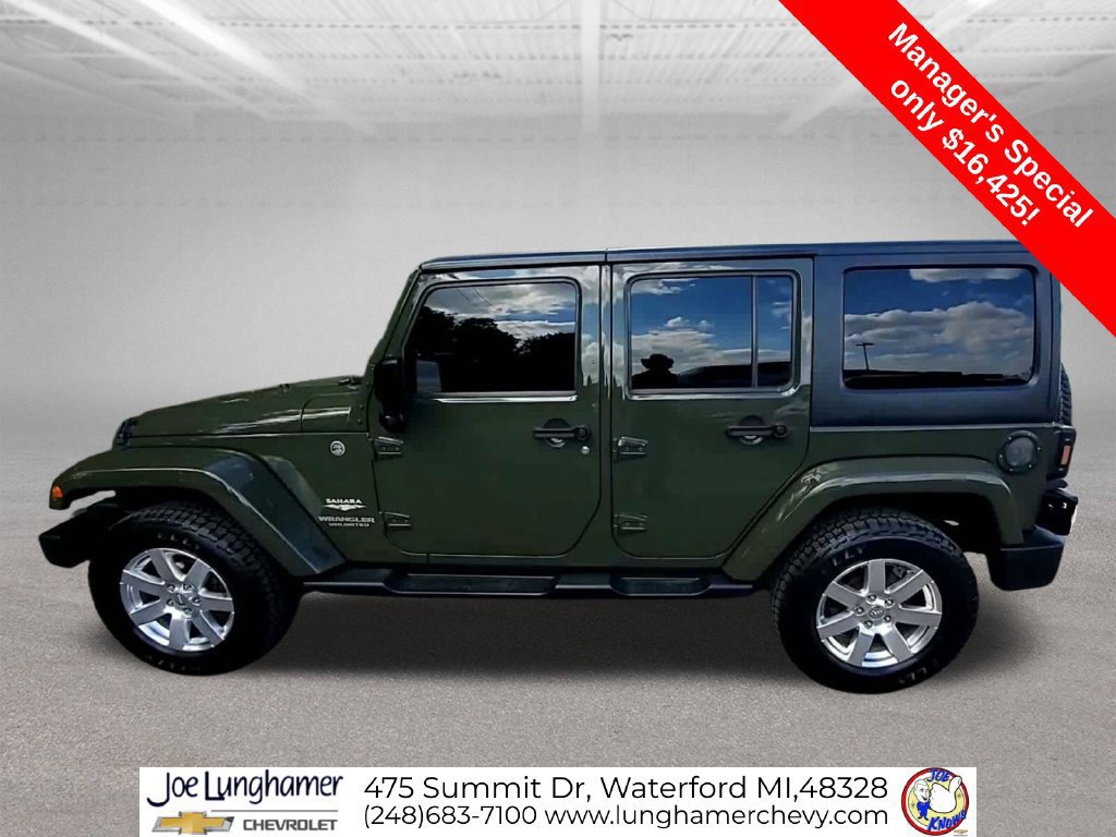 Used 2015 Jeep Wrangler Unlimited Sahara w/ Dual Top Group AWD/4WD image 6