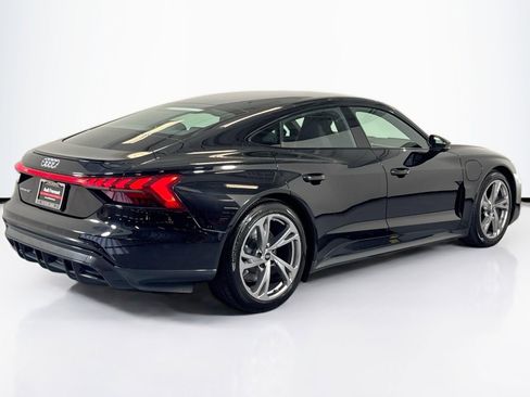 Used 2023 Audi e-tron GT Premium Plus image 5