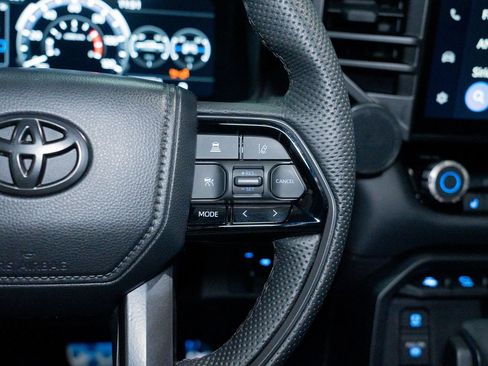 Used 2024 Toyota Tundra Limited image 52