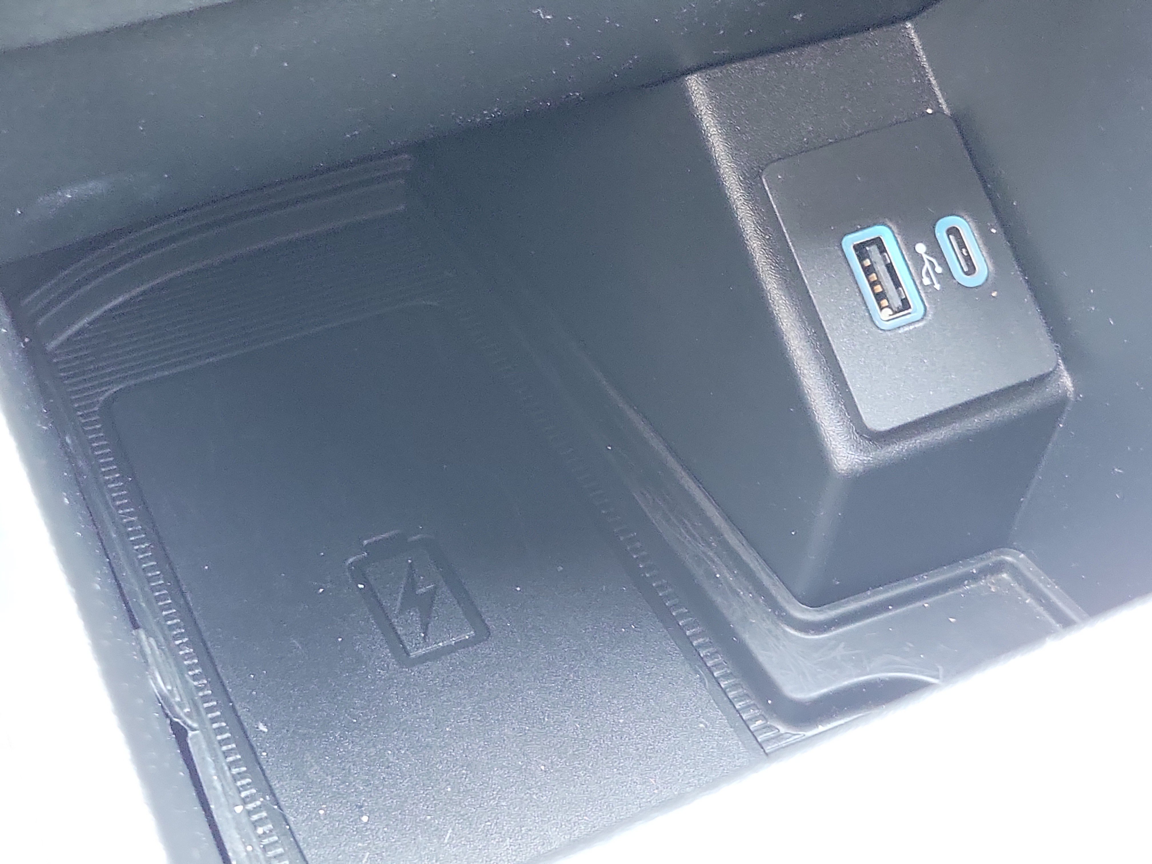 Used 2022 Ford Edge ST w/ Equipment Group 401A AWD/4WD image 34