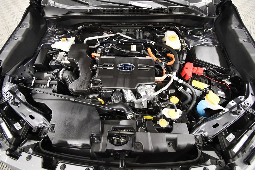 Used 2025 Subaru Forester Limited AWD/4WD image 12