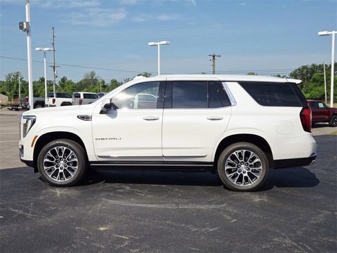 New 2025 GMC Yukon Denali w/ Denali Reserve Package image 7