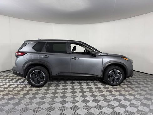 Used 2025 Nissan Rogue SV FWD image 7