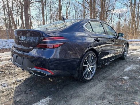 Used 2026 Genesis G70 2.5T image 3