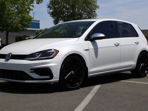 Used 2019 Volkswagen Golf R 4-Door AWD/4WD image 14