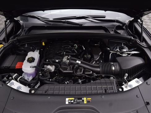 New 2025 Jeep Grand Cherokee L Laredo image 11