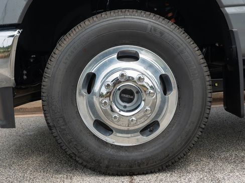 Used 2026 Ford F350 Lariat AWD/4WD image 3