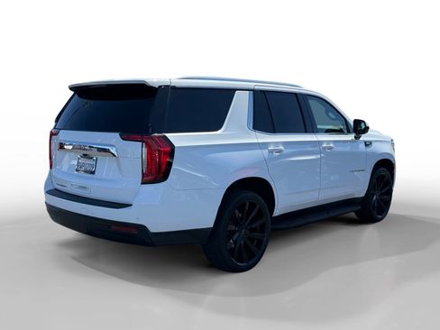 Used 2022 GMC Yukon SLE w/ Gmc Pro Safety Plus Package RWD image 5