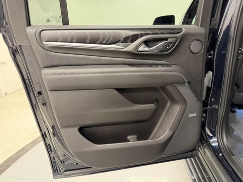 Used 2021 GMC Yukon XL Denali image 45